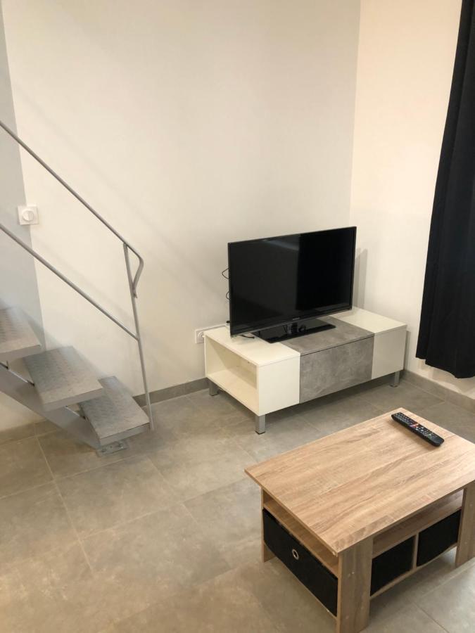 Appartement En Centre Ville Hyeres Exterior photo