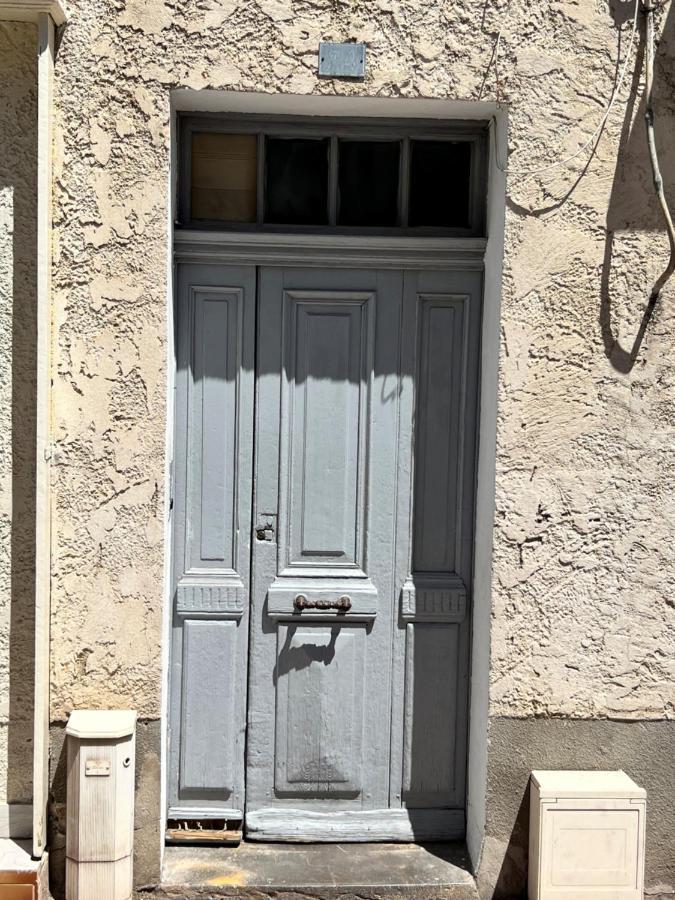 Appartement En Centre Ville Hyeres Exterior photo